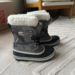 Sorel snow boots